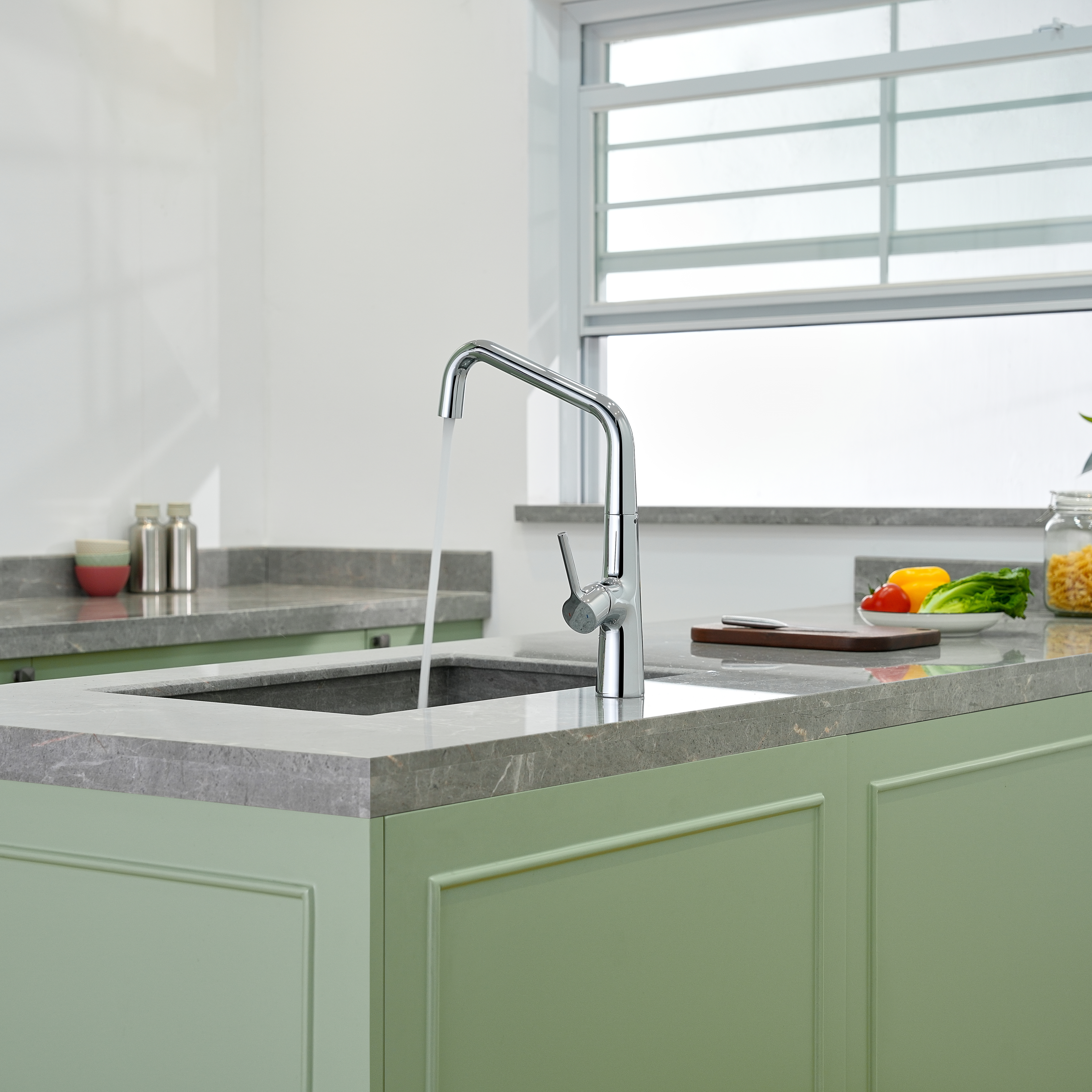 Смеситель для кухни Domaci Римини D569112CR глянцевый хром, латунный, рычажный купить в Тамбове